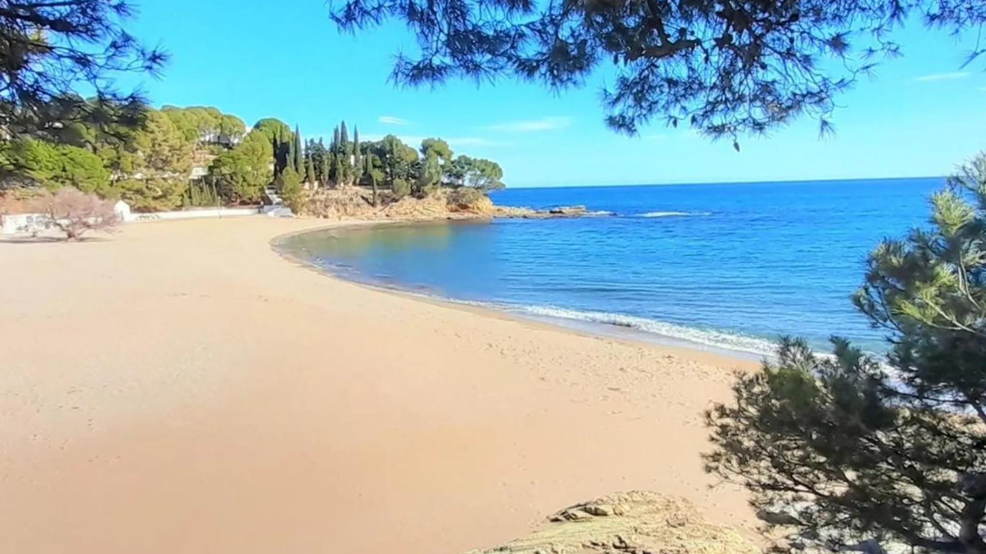 Magnifico Atico Amueblado Con Terraza A 2 Pasos De La Playa - Se Aceptan Mascotas - Es-170-23 Appartement Llança